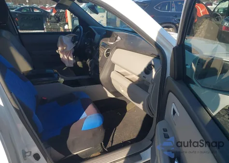 2015 Honda Pilot Touring z USA, uszkodzony, nr VIN 5FNYF3H97FB016681